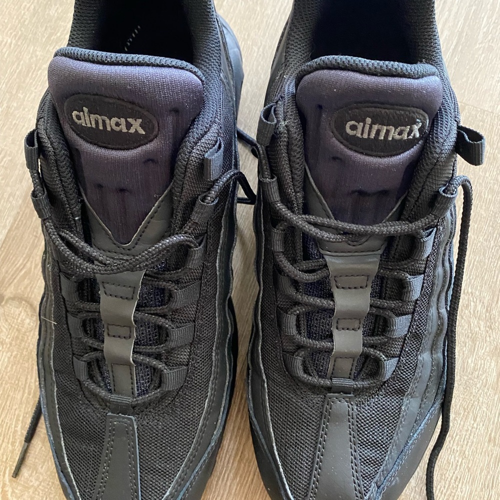 Nike Air Max Black Sneakers